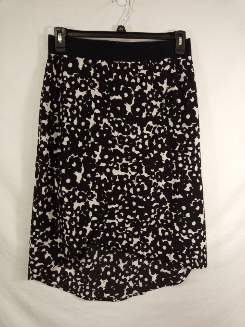 Cabi Dixon Women's Black & White Midi Skirt Sz. M